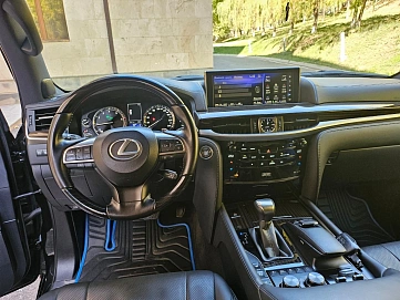 Lexus LX, 2021г., полный привод, автомат