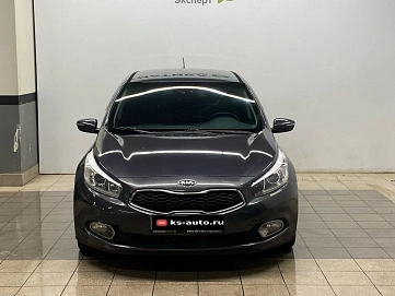 Kia Ceed, 2014г., передний привод, автомат