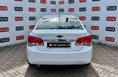 Chevrolet Cruze, 2010г., передний привод, механика