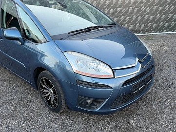 Citroen C4 Picasso, 2010г., передний привод, робот