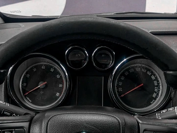 Opel Astra, 2010г., передний привод, автомат