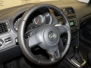 Volkswagen Polo, 2014г., передний привод, автомат