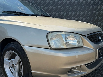 Hyundai Accent, 2002г., передний привод, автомат