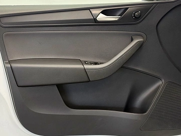 Volkswagen Polo, 2020г., передний привод, механика