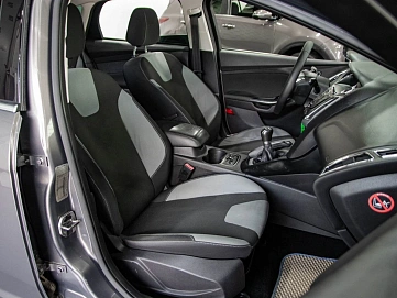 Ford Focus, 2012г., передний привод, механика