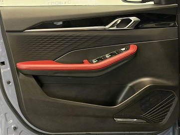 Geely Coolray, 2024г., передний привод, робот
