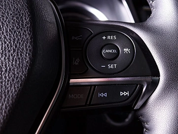 Toyota Camry, 2020г., передний привод, автомат