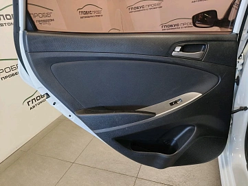 Hyundai Solaris, 2015г., передний привод, автомат