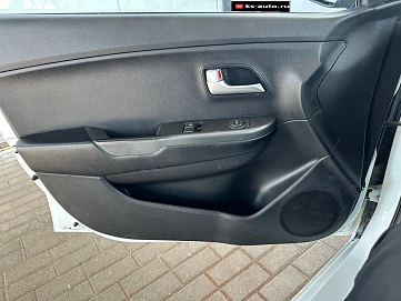 Kia Rio, 2013г., передний привод, механика