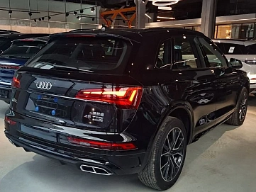 Audi Q5, 2025г., полный привод, робот