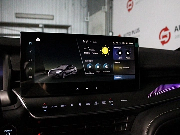 Toyota Camry, 2025г., передний привод, вариатор