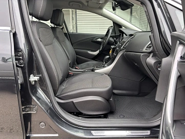 Opel Astra, 2013г., передний привод, автомат