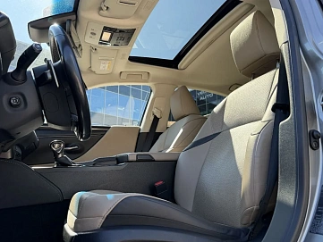 Lexus ES, 2019г., передний привод, вариатор