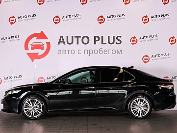Toyota Camry, 2020г., передний привод, автомат