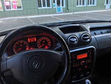 Renault Duster, 2013г., передний привод, механика