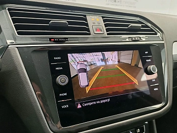 Volkswagen Tiguan, 2020г., передний привод, робот