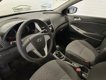 Hyundai Solaris, 2011г., передний привод, механика