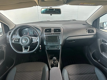 Volkswagen Polo, 2019г., передний привод, механика