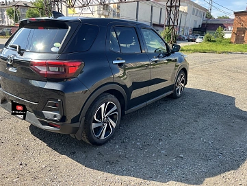 Toyota Raize, 2019г, передний привод, вариатор