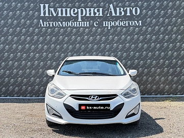 Hyundai i40, 2013г., передний привод, автомат
