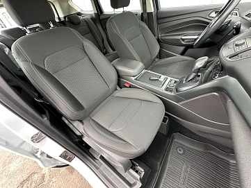 Ford Kuga, 2018г., полный привод, автомат