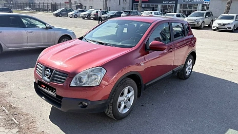 Nissan Qashqai, 2007г, передний привод, вариатор