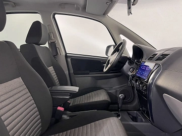 Suzuki SX4, 2012г., передний привод, автомат