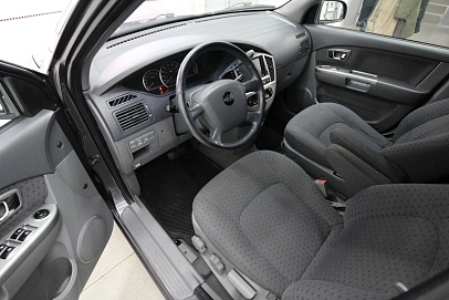 Kia Carens, 2006г., передний привод, автомат
