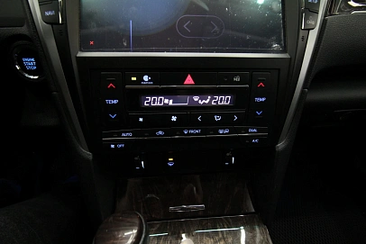 Toyota Camry, 2018г., передний привод, автомат