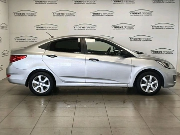 Hyundai Solaris, 2011г., передний привод, механика