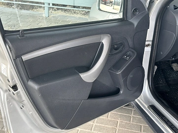 Renault Duster, 2014г., полный привод, механика