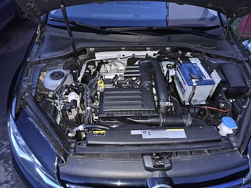 Volkswagen Golf, 2018г., передний привод, механика