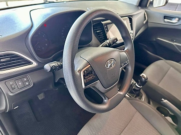Hyundai Solaris, 2017г., передний привод, механика