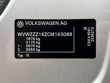 Volkswagen Jetta, 2012г., передний привод, автомат