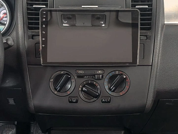 Nissan Tiida, 2008г., передний привод, механика