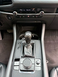 Mazda 3, 2023г., передний привод, автомат