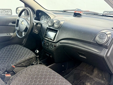 Chevrolet Aveo, 2011г., передний привод, механика