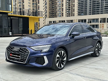 Audi A3, 2023г., передний привод, робот