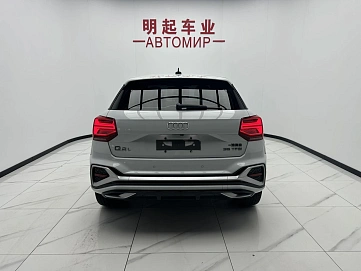Audi Q2, 2022г, передний привод, робот
