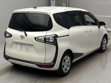 Toyota Sienta, 2022г., передний привод, вариатор