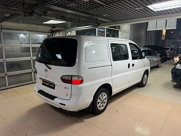 Hyundai H-1, 2006г., задний привод, механика