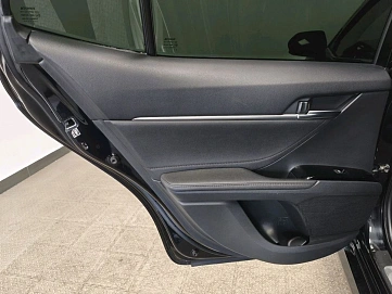 Toyota Camry, 2019г., передний привод, автомат