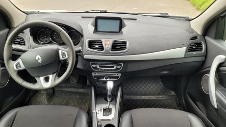 Renault Fluence, 2011г, передний привод, автомат