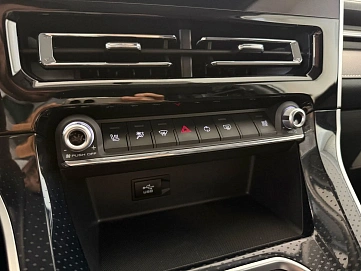 Haval M6, 2023г., передний привод, робот
