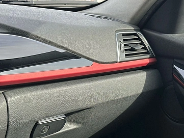 BMW 3 серии, 2018г., задний привод, автомат