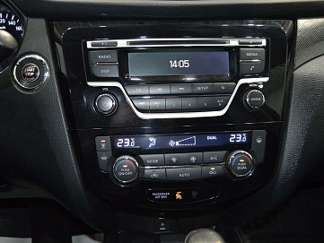 Nissan X-Trail, 2016г., полный привод, вариатор