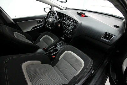 Kia Ceed, 2012г., передний привод, автомат