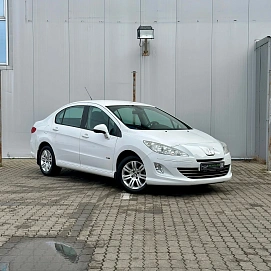 Peugeot 408, 2014г., передний привод, автомат