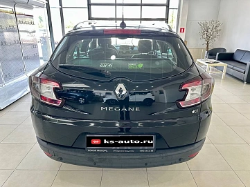Renault Megane, 2010г., передний привод, механика