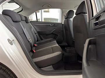 Skoda Rapid, 2021г., передний привод, автомат